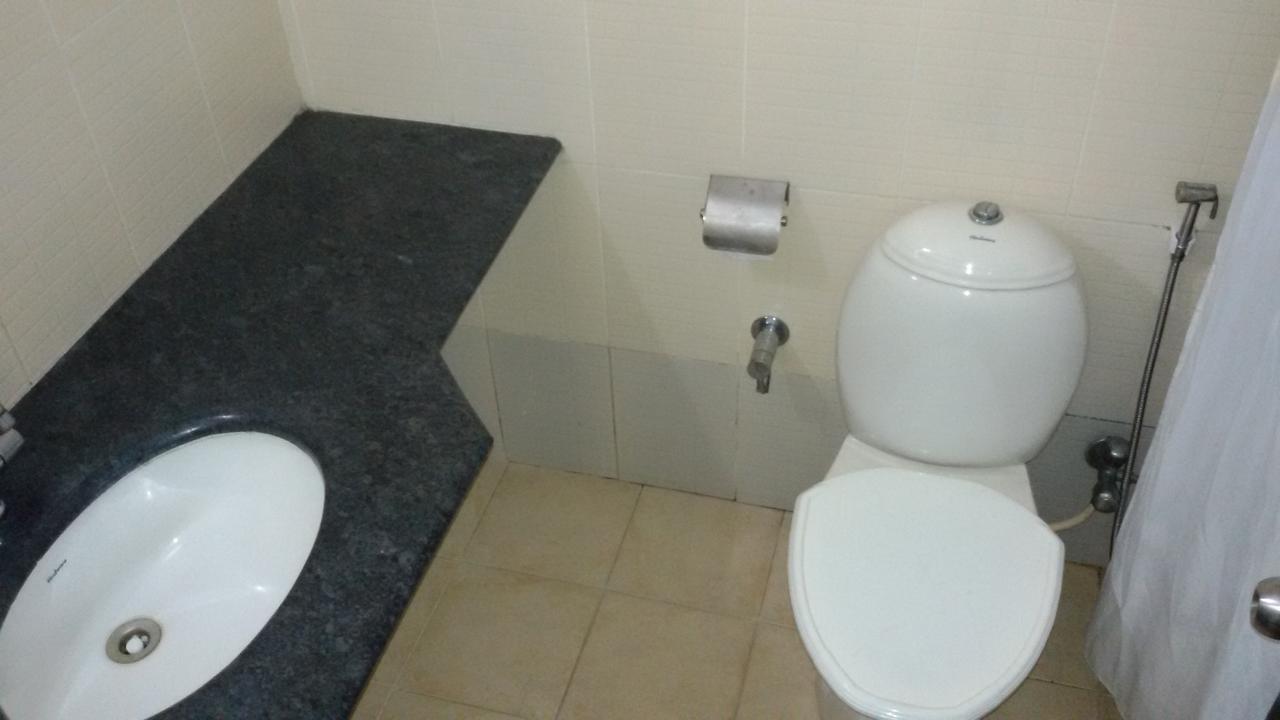 העיר בנגלור Bulande Comforts Manyata Tech Park מראה חיצוני תמונה